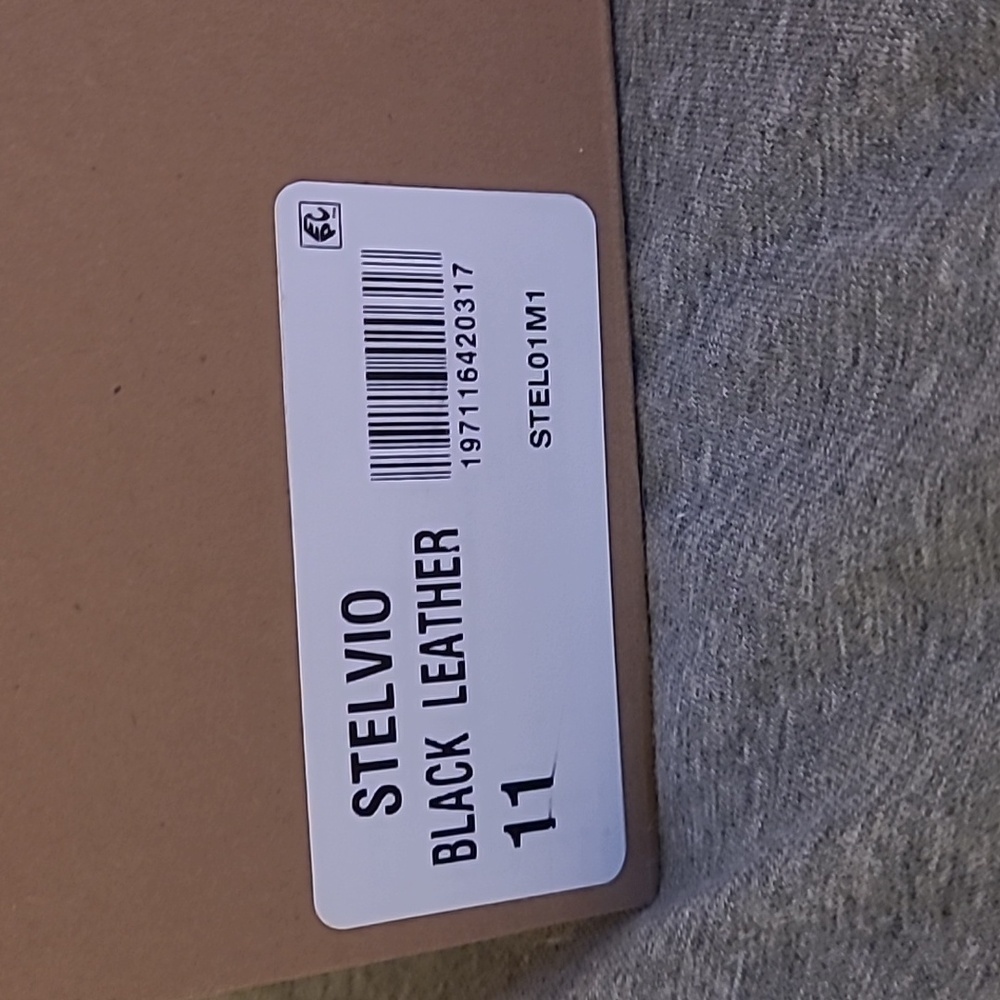 Steve Madden Stelvio Black Leather Boots (Mens) - Picture 3 of 4
